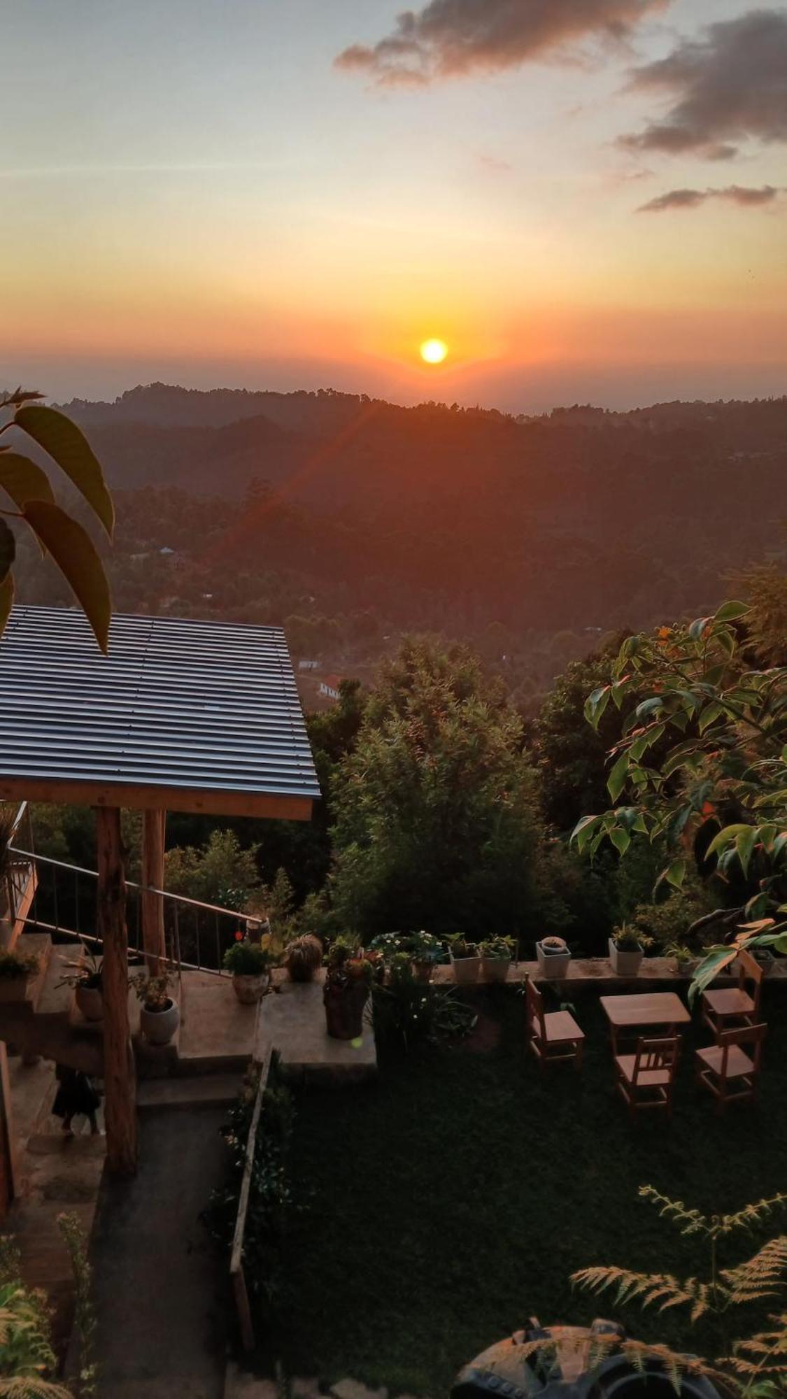 Jua Zuri Homestay *